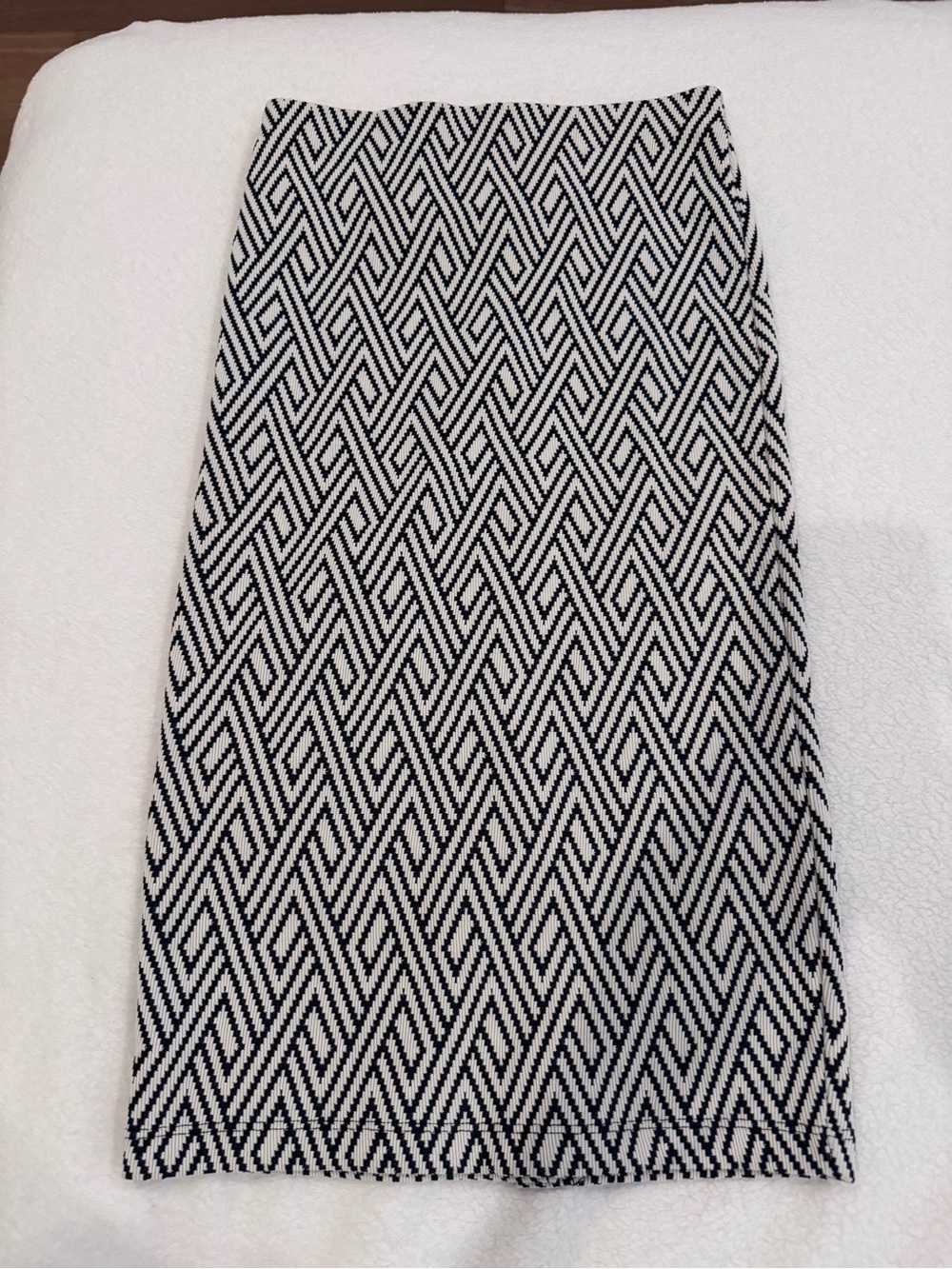 Pre-owned Zara pencil skirt woman size small